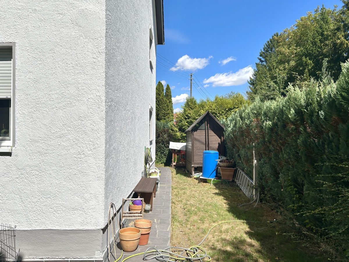 Immobilienangebot - Untermeitingen - Alle - Einfamilienhaus mit 120 m², 6 Zimmern, großem Garten, Doppelgarage und PV-Anlage in Untermeitingen