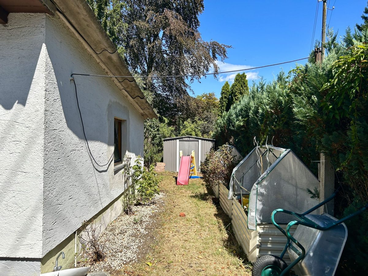 Immobilienangebot - Untermeitingen - Alle - Einfamilienhaus mit 120 m², 6 Zimmern, großem Garten, Doppelgarage und PV-Anlage in Untermeitingen