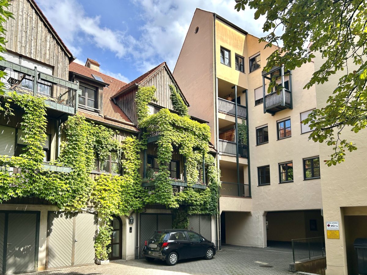 Immobilienangebot - Augsburg - Alle - Großzügige Maisonette im Augsburger-Domviertel | 144 m² | 2 Loggien | Garage | Innenstadt