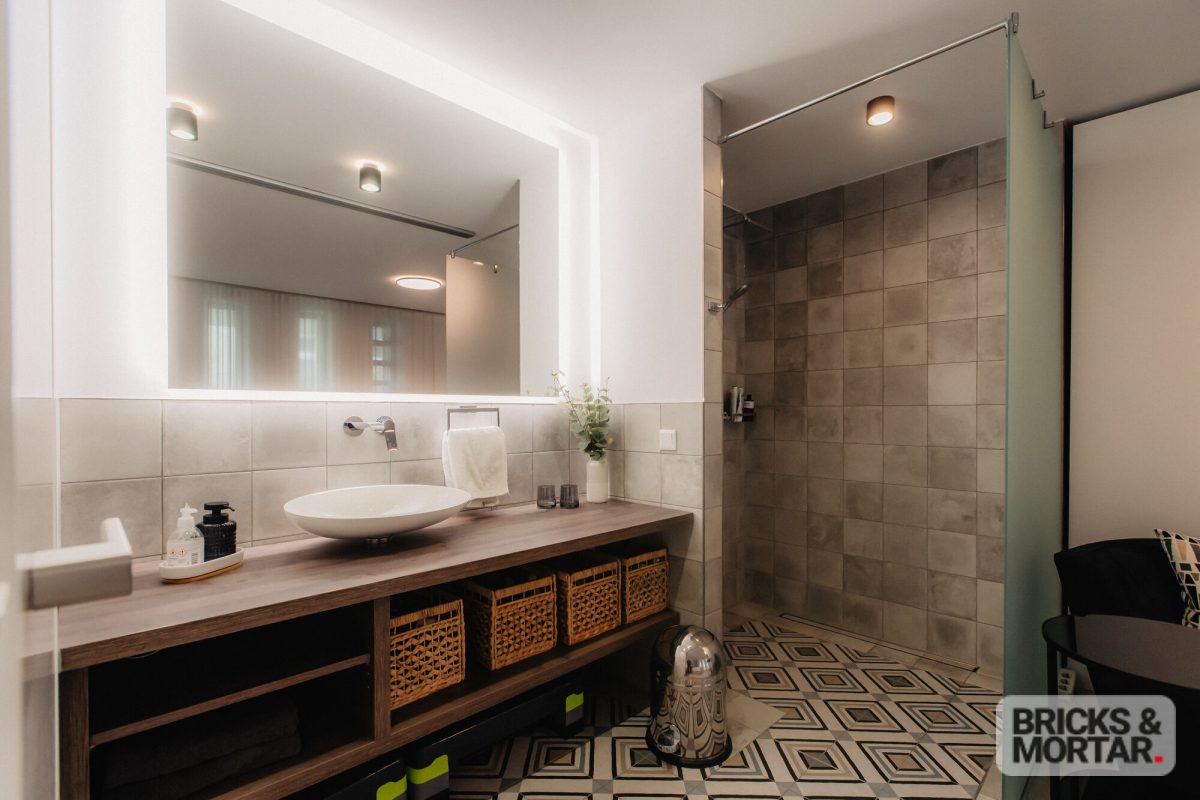 Immobilienangebot - Leipzig - Alle - Exklusive Luxus-Stadtvilla – Einzigartiges Wohnerlebnis mit Aufzug, Sauna & Dachterrasse