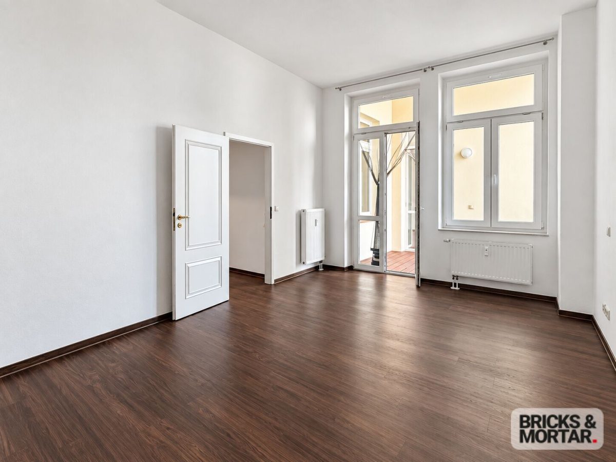Immobilienangebot - Leipzig / Leipzig Zentrum-Ost - Alle - Ein Zuhause zum Verlieben – Charmante Altbauwohnung mit Westloggia in zentrumsnaher Lage
