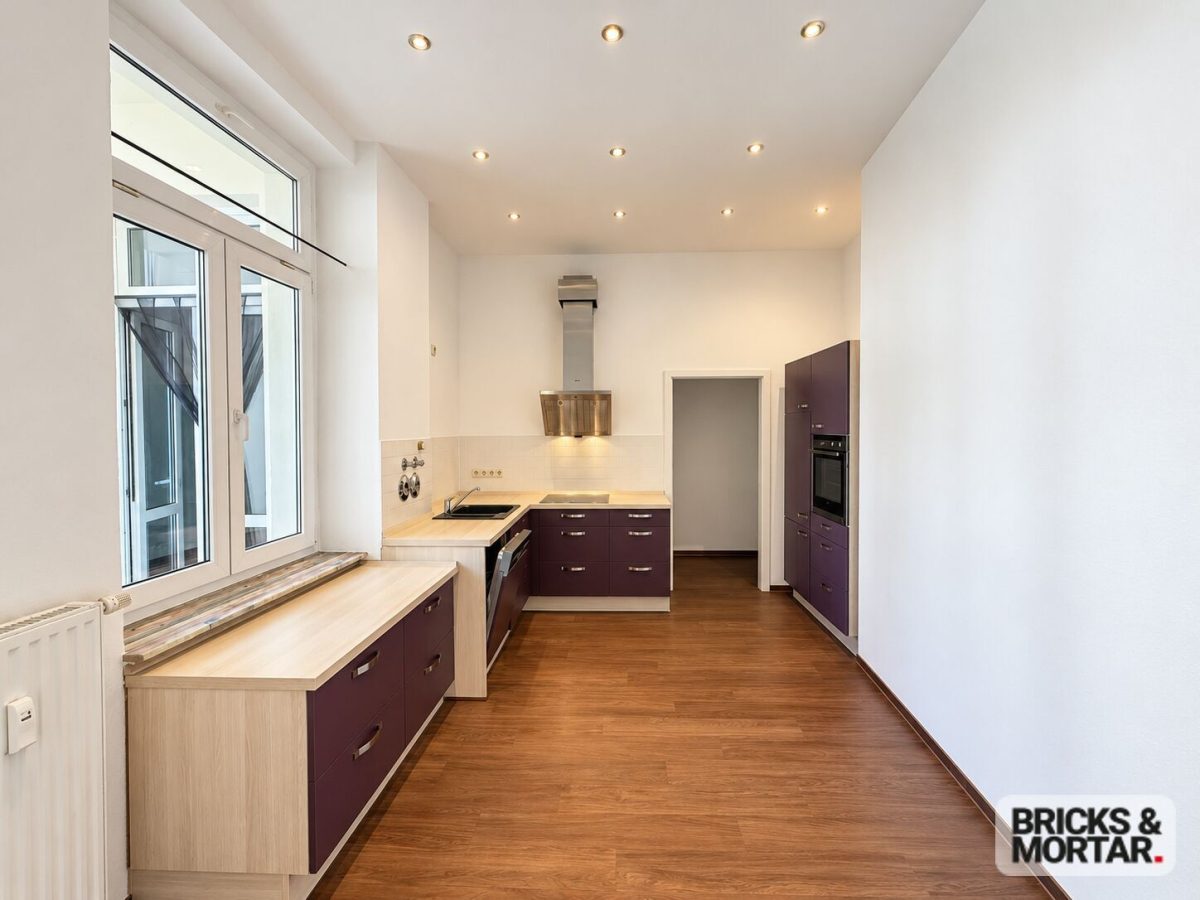 Immobilienangebot - Leipzig / Leipzig Zentrum-Ost - Alle - Ein Zuhause zum Verlieben – Charmante Altbauwohnung mit Westloggia in zentrumsnaher Lage