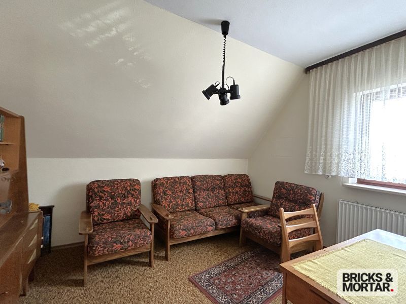 Immobilienangebot - Gablingen / Gablingen-Siedlung - Alle - Freistehendes Einfamilienhaus mit großem Südgarten und Gestaltungspotenzial