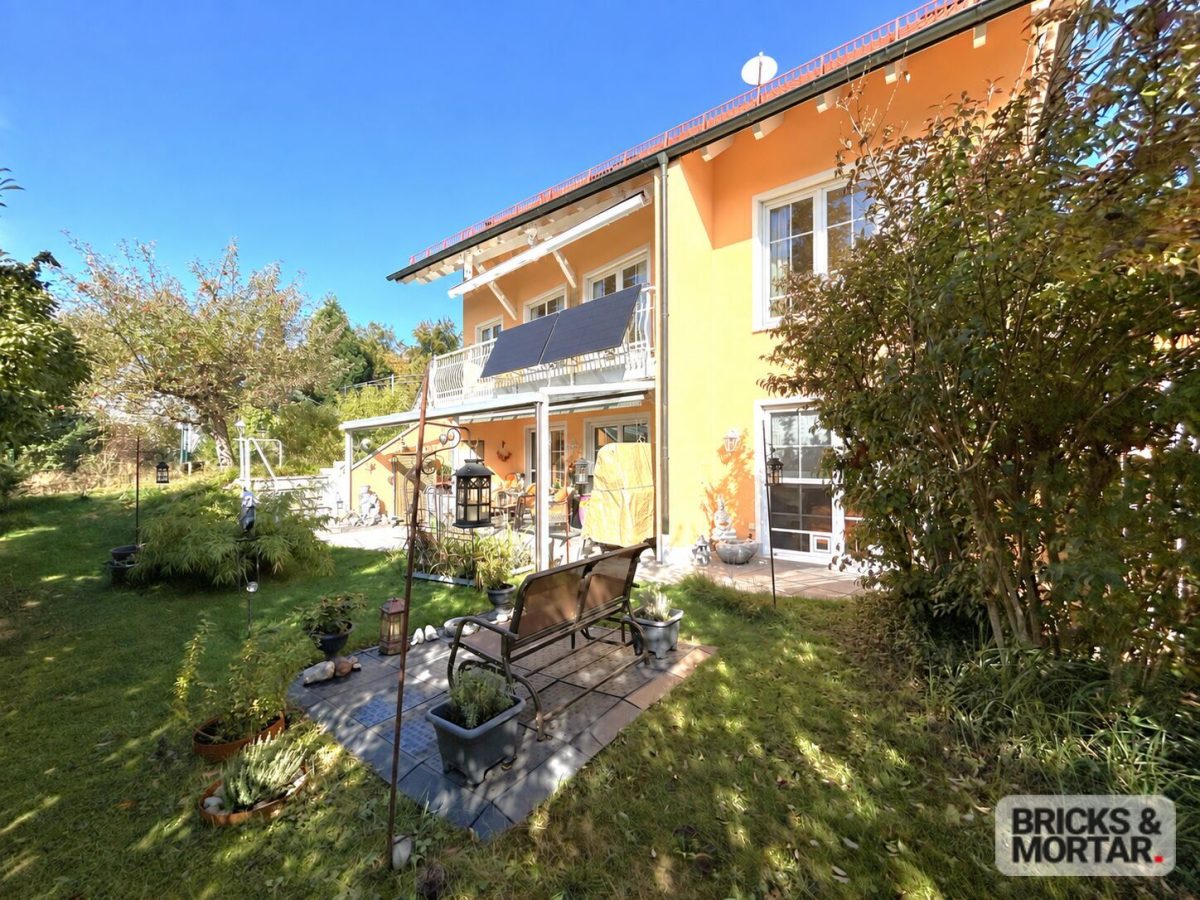 Immobilienangebot - Eurasburg - Alle - Nicht alltägliches Einfamilienhaus mit außergewöhnlichem Platzangebot und Einliegerwohnung