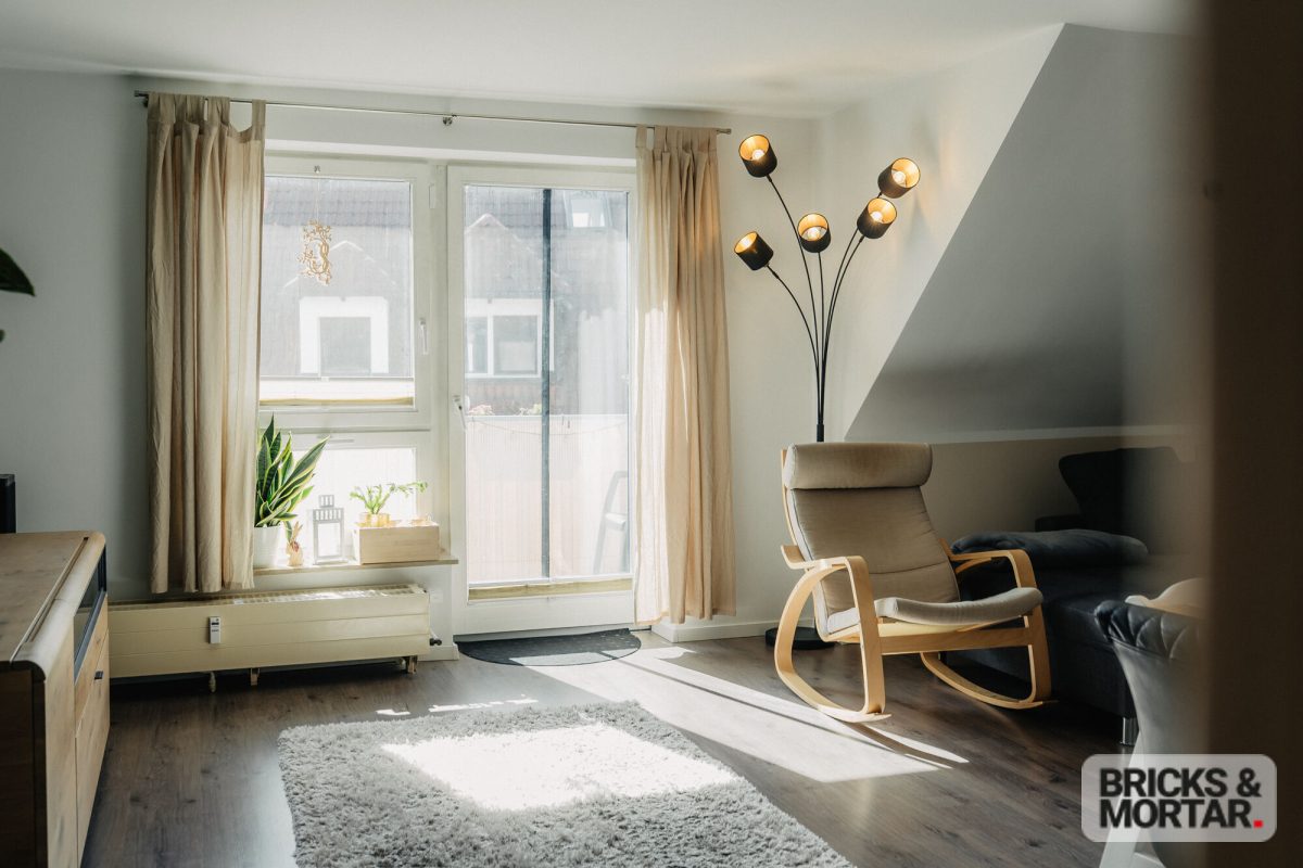Immobilienangebot - Leipzig / Sellerhausen-Stünz - Alle - Modernes Wohnerlebnis auf zwei Ebenen – Maisonette mit Balkon, Tiefgarage & 2 Bädern