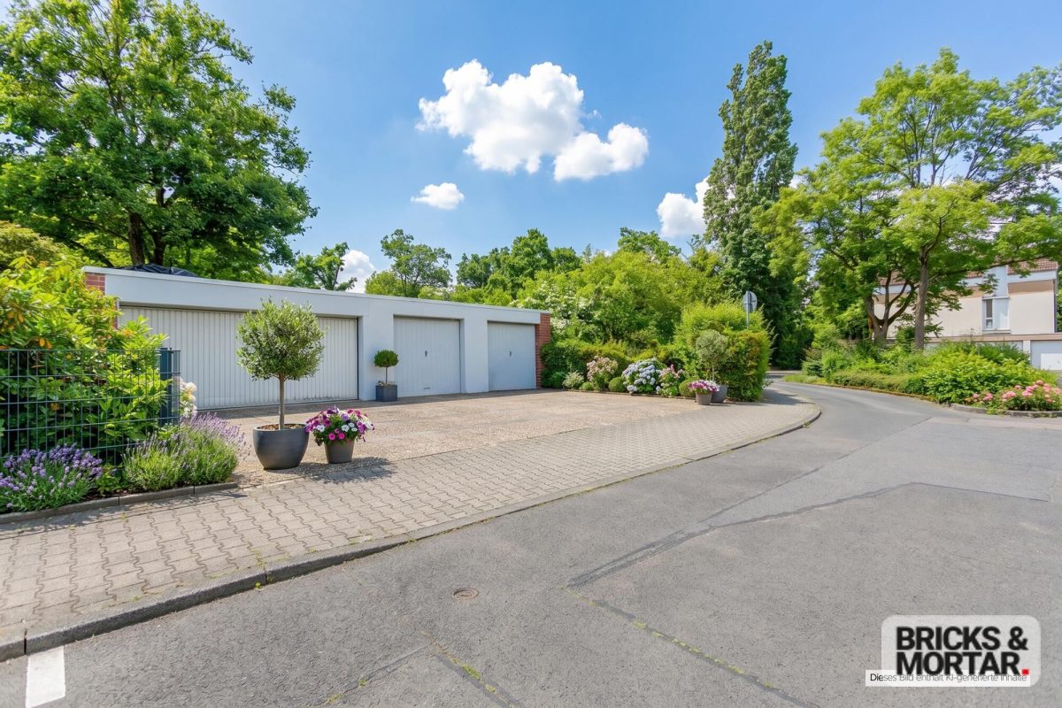 Immobilienangebot - Neu-Isenburg / Gravenbruch - Alle - +++ Großzügige Doppelhaushälfte im Bungalowstil mit großem Garten und Blick ins Grüne +++