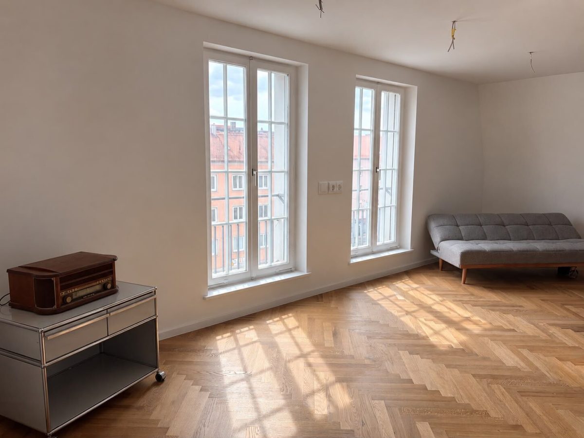 Immobilienangebot - Augsburg - Alle - Sanierte Altbau-Wohnung im Jakoberviertel
Wohnen mit Charme und attraktivem Anlagepotenzial