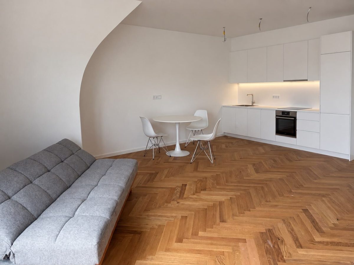 Immobilienangebot - Augsburg - Alle - Sanierte Altbau-Wohnung im Jakoberviertel
Wohnen mit Charme und attraktivem Anlagepotenzial