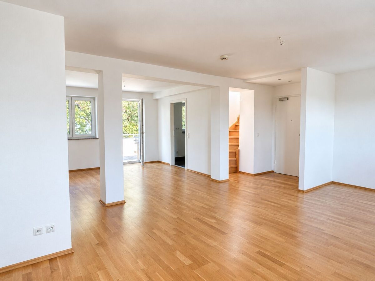 Immobilienangebot - Augsburg - Alle - Moderne Maisonette mit Dachterrasse & Balkon in Augsburg | 142,73 m² | 4 Zimmer | TG-Stellplatz