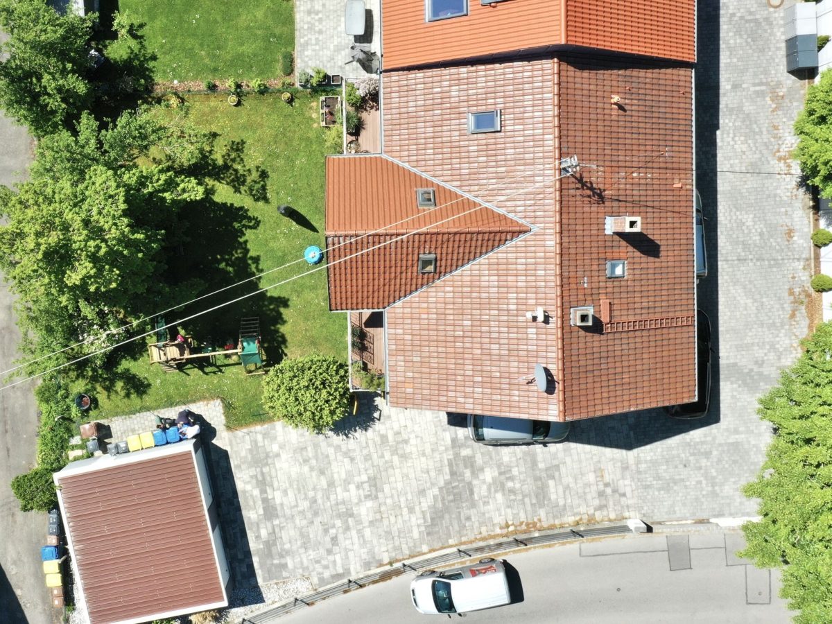 Immobilienangebot - Mering - Alle - Charmante 2,5-Zimmer-Dachgeschosswohnung mit Südloggia und Stellplatz | ca. 55 m² | Mering