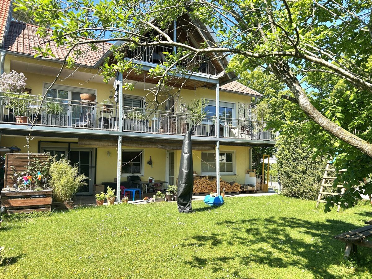 Immobilienangebot - Mering - Alle - Charmante 2,5-Zimmer-Dachgeschosswohnung mit Südloggia und Stellplatz | ca. 55 m² | Mering