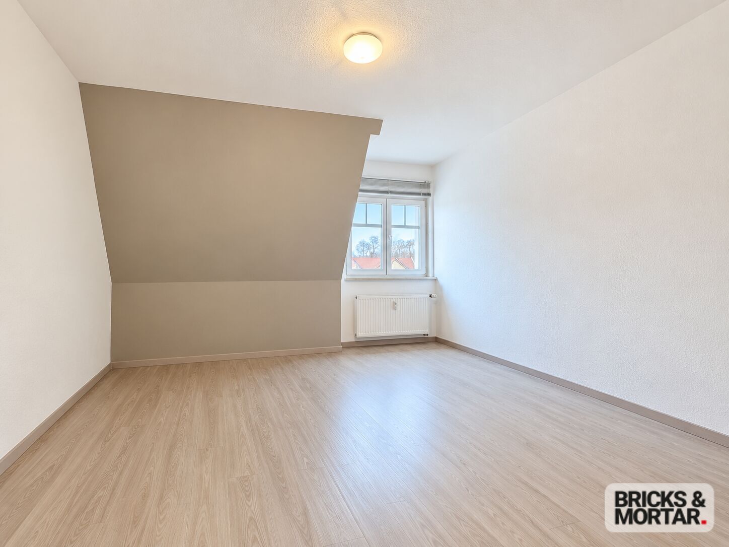 Immobilienangebot - München - Alle - Kapitalanleger aufgepasst! Top gepflegte Wohnung mit großer Küche