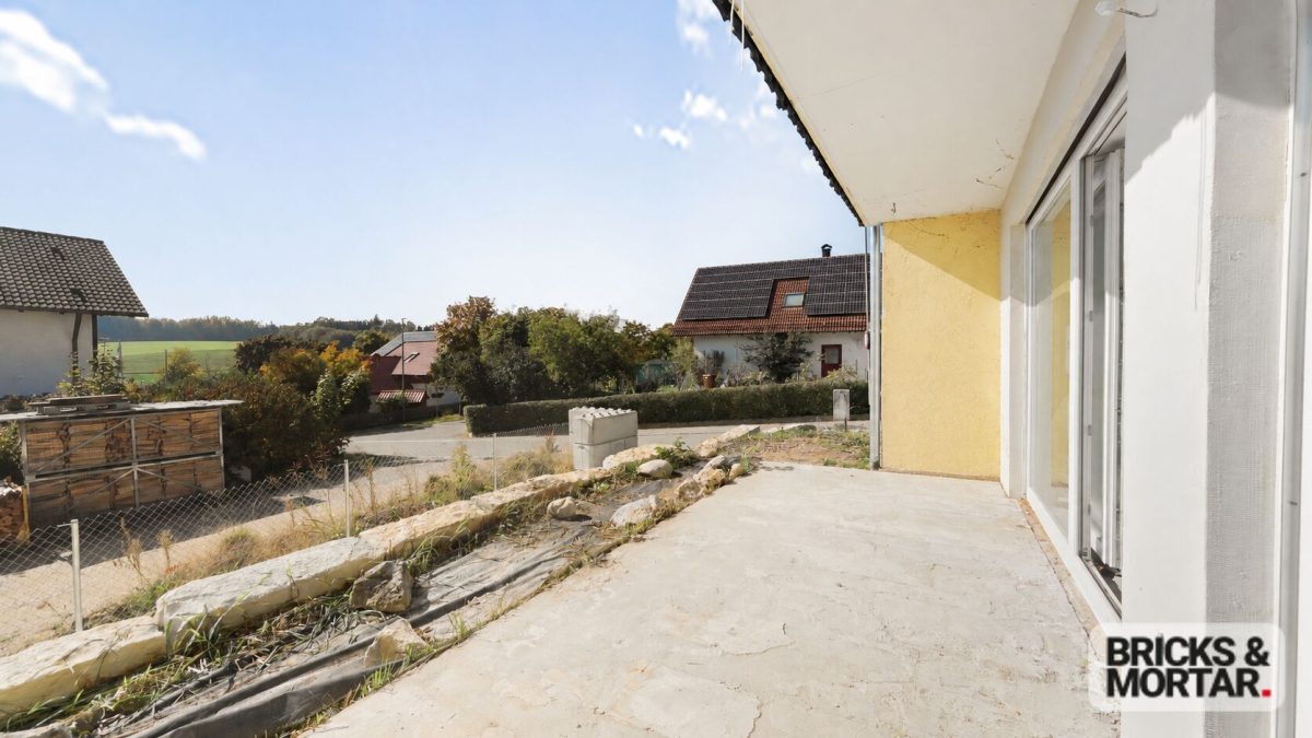 Immobilienangebot - Eurasburg - Alle - Großzügige 4-Zimmer-Wohnung mit Terrasse und Garten