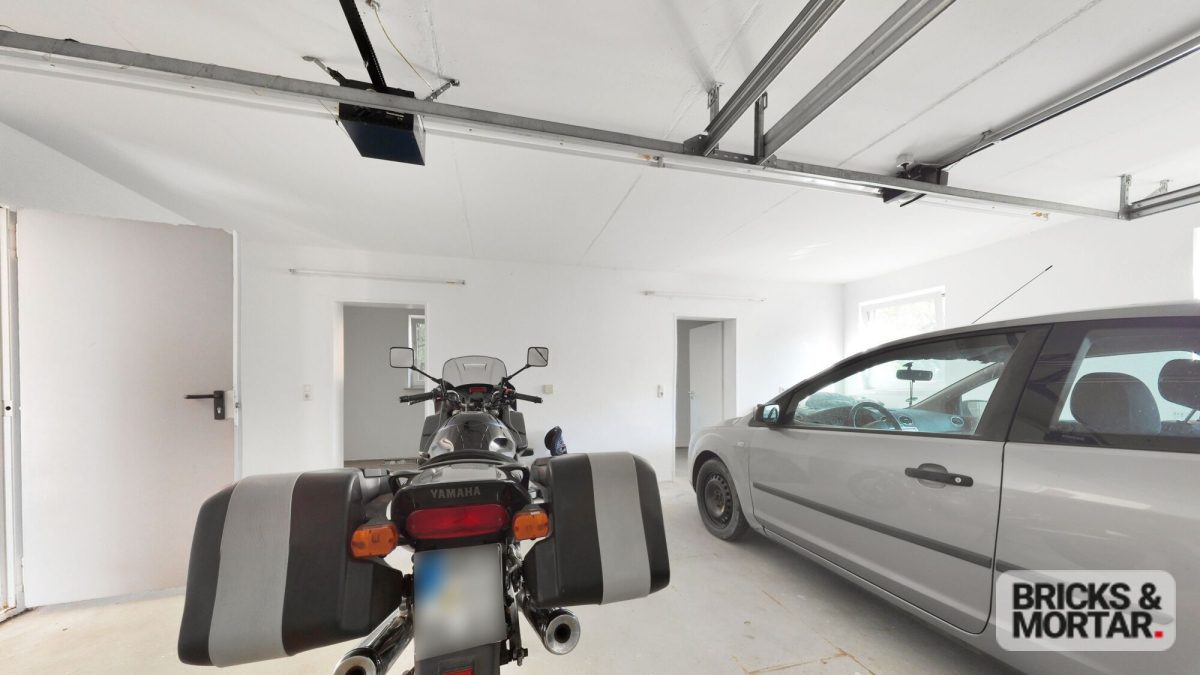 Immobilienangebot - Binswangen - Alle - Maisonettewohnung mit besonderem Raumangebot, Balkon und Doppelgarage  -sofort bezugsfrei-