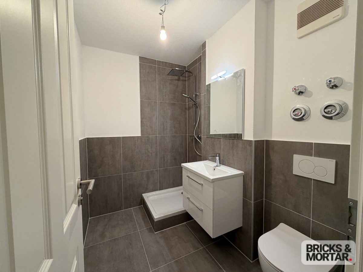 Immobilienangebot - Kempten - Alle - Frisch saniert mitten in Kempten – 1-Zimmer-Wohnung mit Balkon, Aufzug und neuer Einbauküche