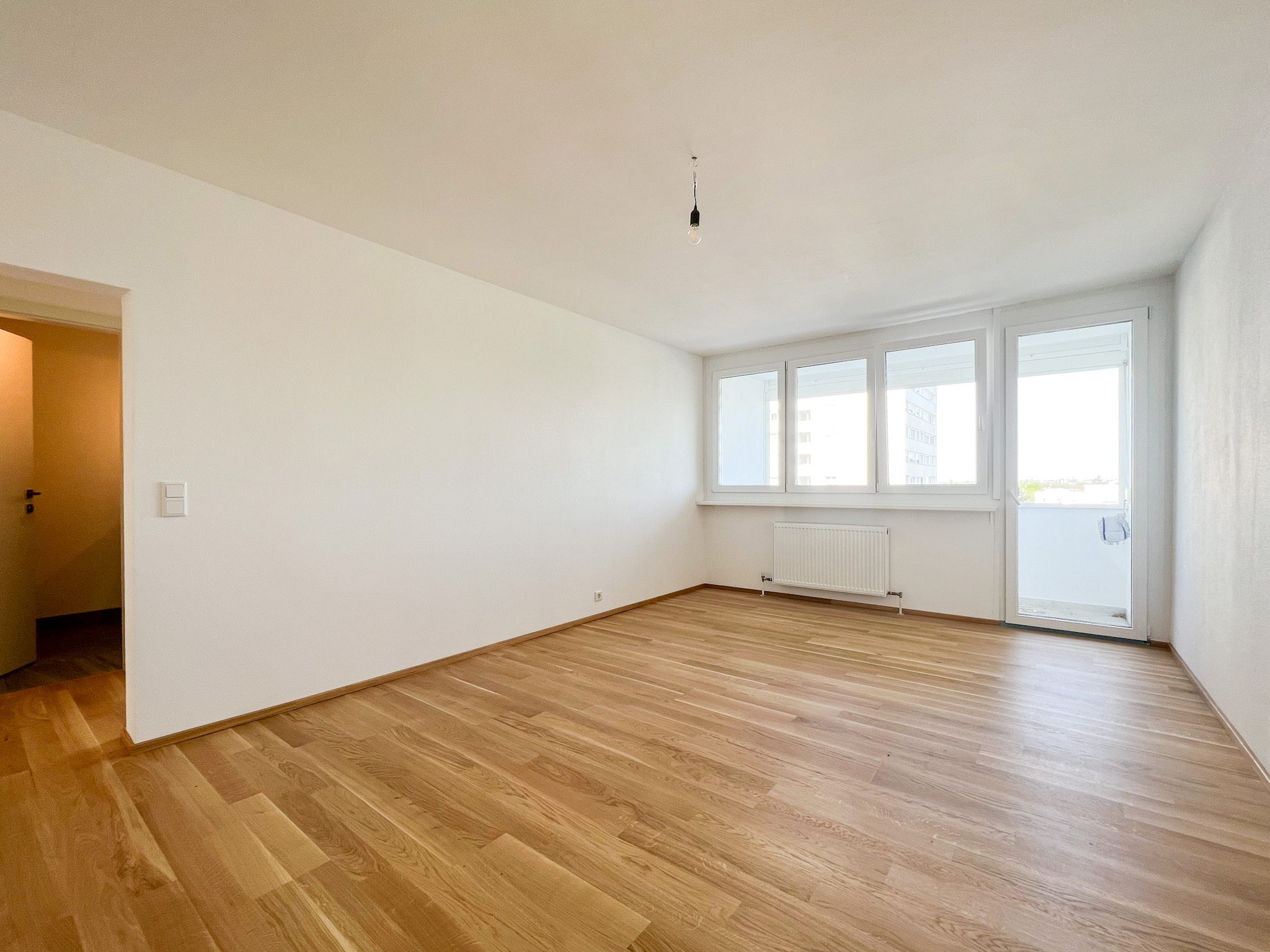 Immobilienangebot - Braunau am Inn - Alle - ANLAGE: Stylische 3-Zimmer-Wohnung mit Balkon und top Aussicht