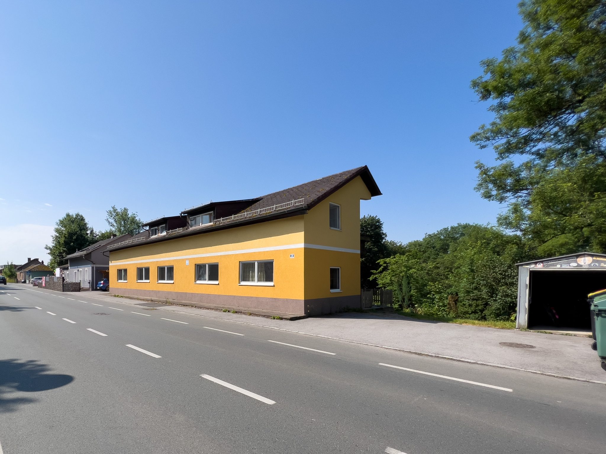 Immobilienangebot - Sankt Pantaleon - Alle - Bis 26 % Rendite möglich: Investment mit Herz und Engagement | Flüchtlingsunterkunft in Riedersbach