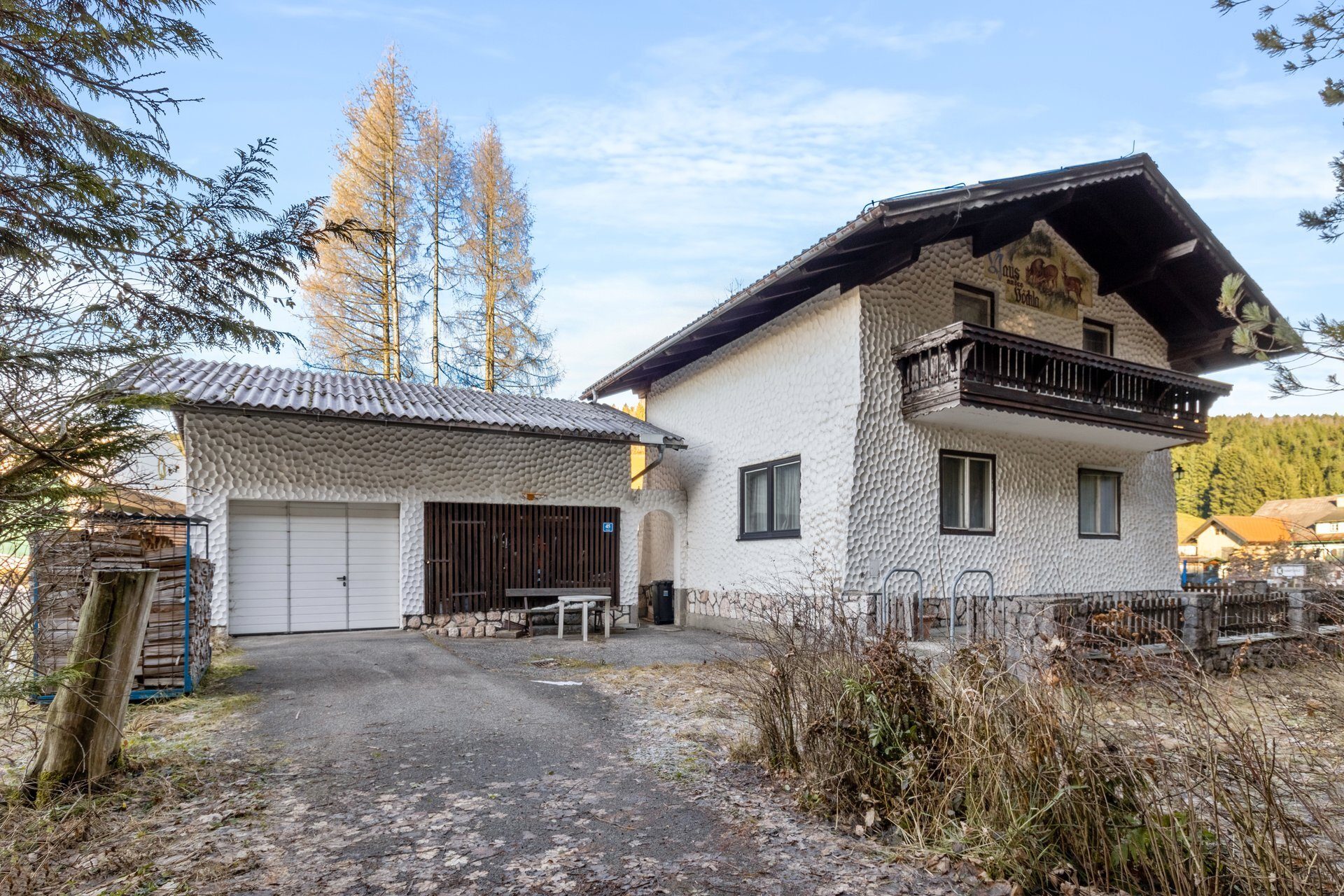 Immobilienangebot - Zell am Moos - Alle - Sanierungsbedürftiges Einfamilienhaus mit Garage in Haslau