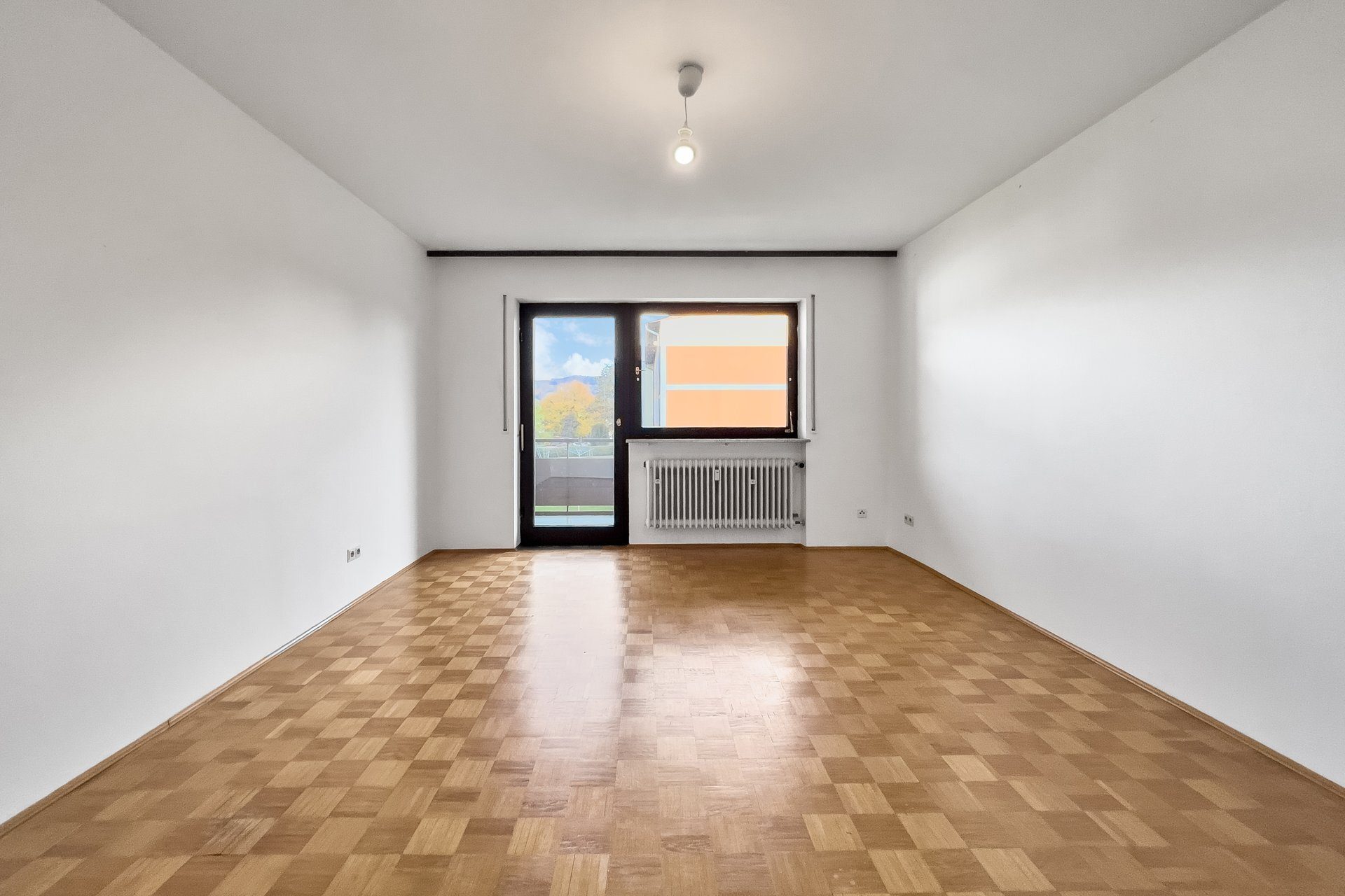 Immobilienangebot - Laufen - Alle - Charmante 2-Zimmer-Wohnung mit Balkon in Laufen
