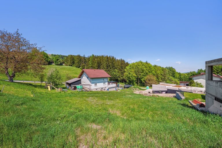 Immobilienangebot - Altmünster am Traunsee - Alle - TRAUMHAFTES BAUGRUNDSTÜCK IN ALTMÜNSTER – RUHIGE LAGE MIT VIEL ENTWICKLUNGSPOTENZIAL