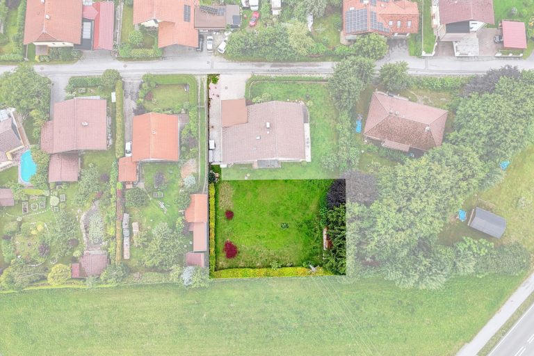 Immobilienangebot - Moosdorf - Alle - BAUGRUNDSTÜCK IN MOOSDORF