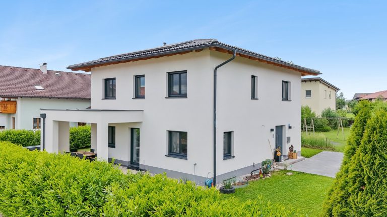 Immobilienangebot - Lamprechtshausen - Alle - NEUWERTIGES EINFAMILIENHAUS IN LAMPRECHTSHAUSEN