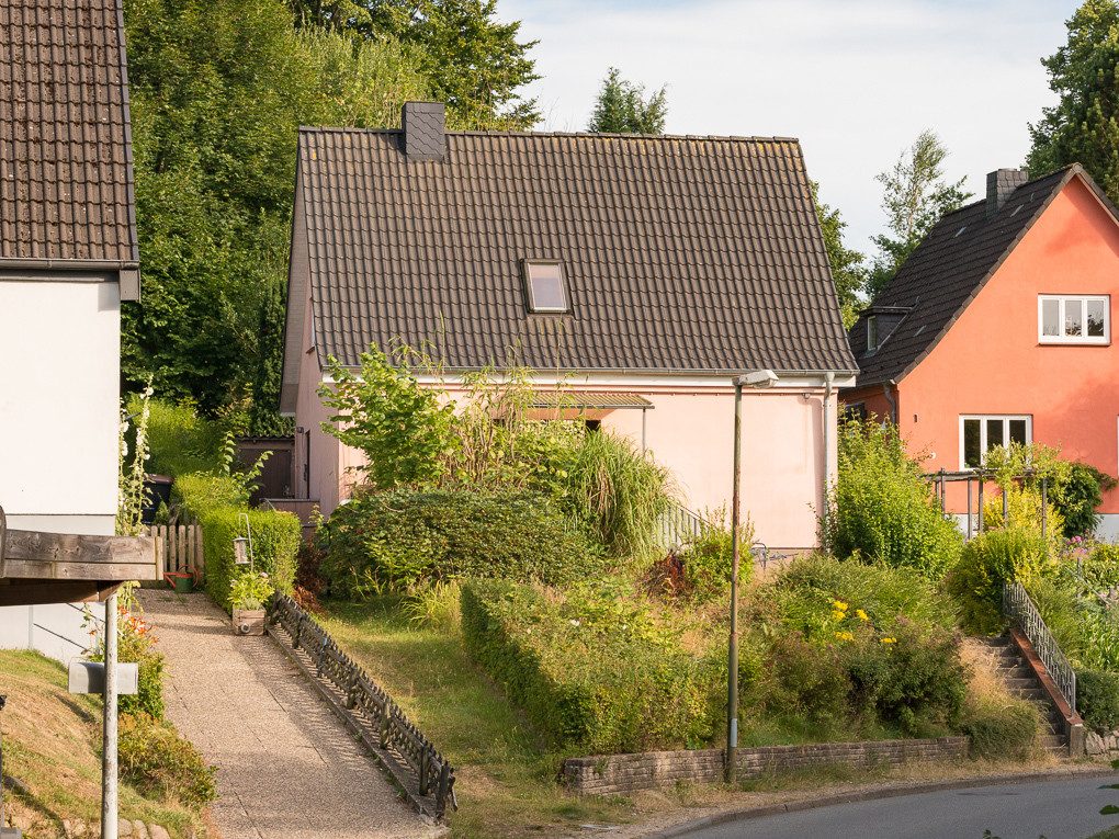Immobilienangebot - Glücksburg - Alle - Sanierungsobjekt auf schönem Grundstück in Glücksburg
