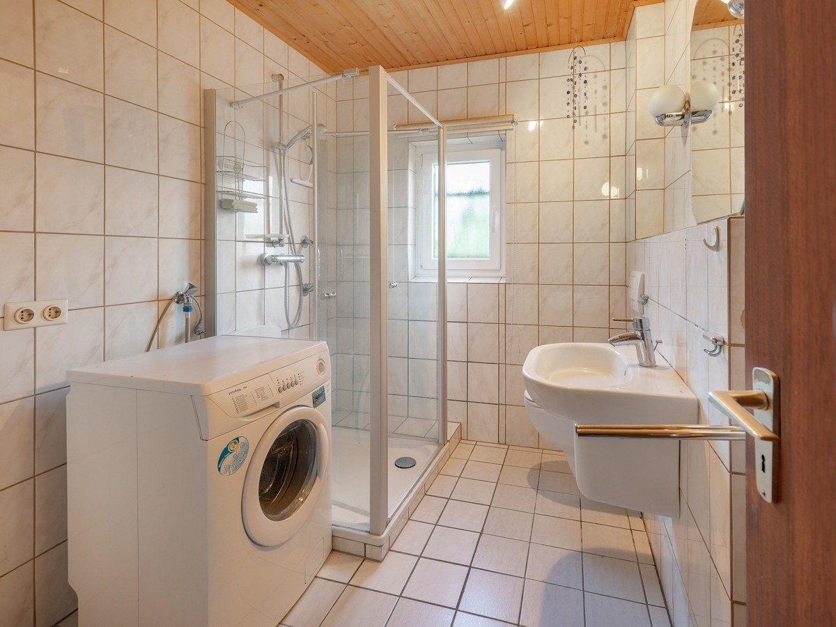 Immobilienangebot - Wees - Alle - Eine gute Gelegenheit - Einfamilienhaus mit viel Potenzial in Wees