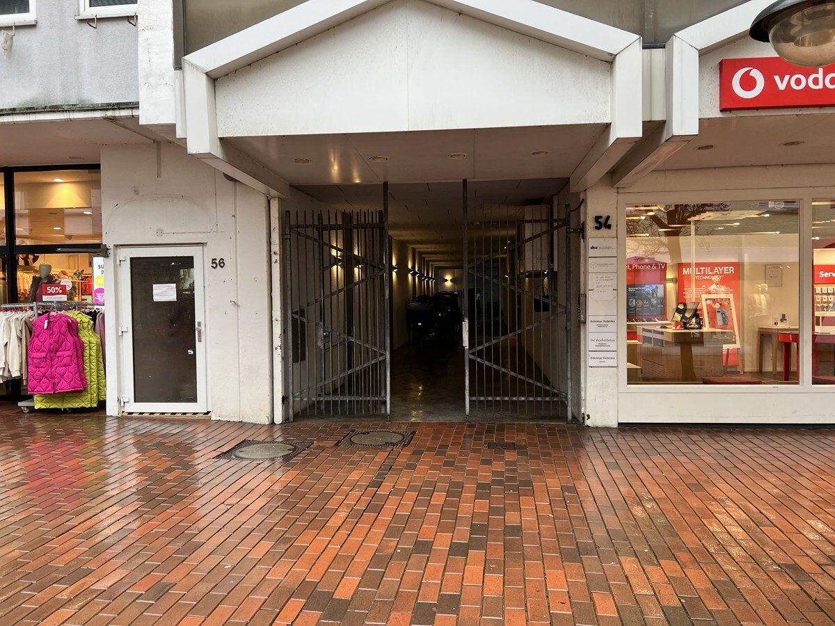 Immobilienangebot - Schleswig - Alle - Provisionsfrei für den neuen Mieter! Bürofläche in zentraler Lage!