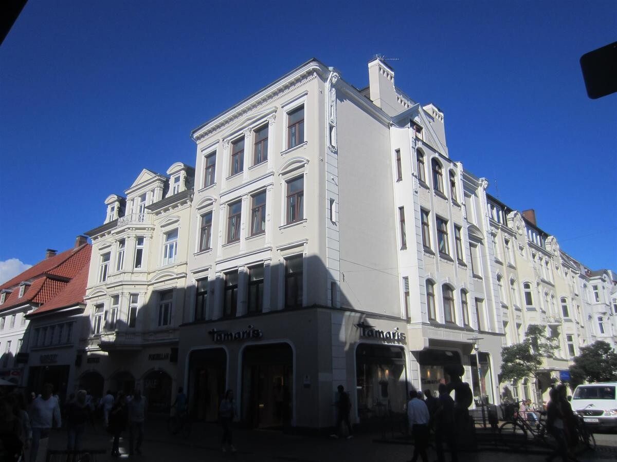 Immobilienangebot - Flensburg - Alle - Zentrale 4,0-Zimmer-Wohnung, Holm 27, 2.OG
                ! Bitte bewerben Sie sich online !