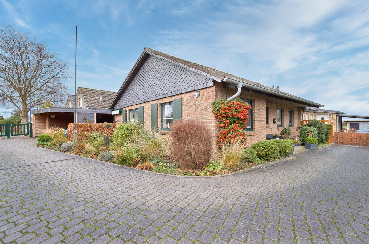 Immobilienangebot - Wees - Alle - Moderne Doppelhaushälfte im beliebten Wees!