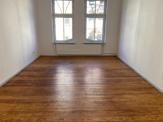 Immobilienangebot - Flensburg / Nordstadt - Wohnen - 3,0-Zimmer-Wohnung, Toosbüystraße 15, 2.OG re.
               ! Bitte bewerben Sie sich online !