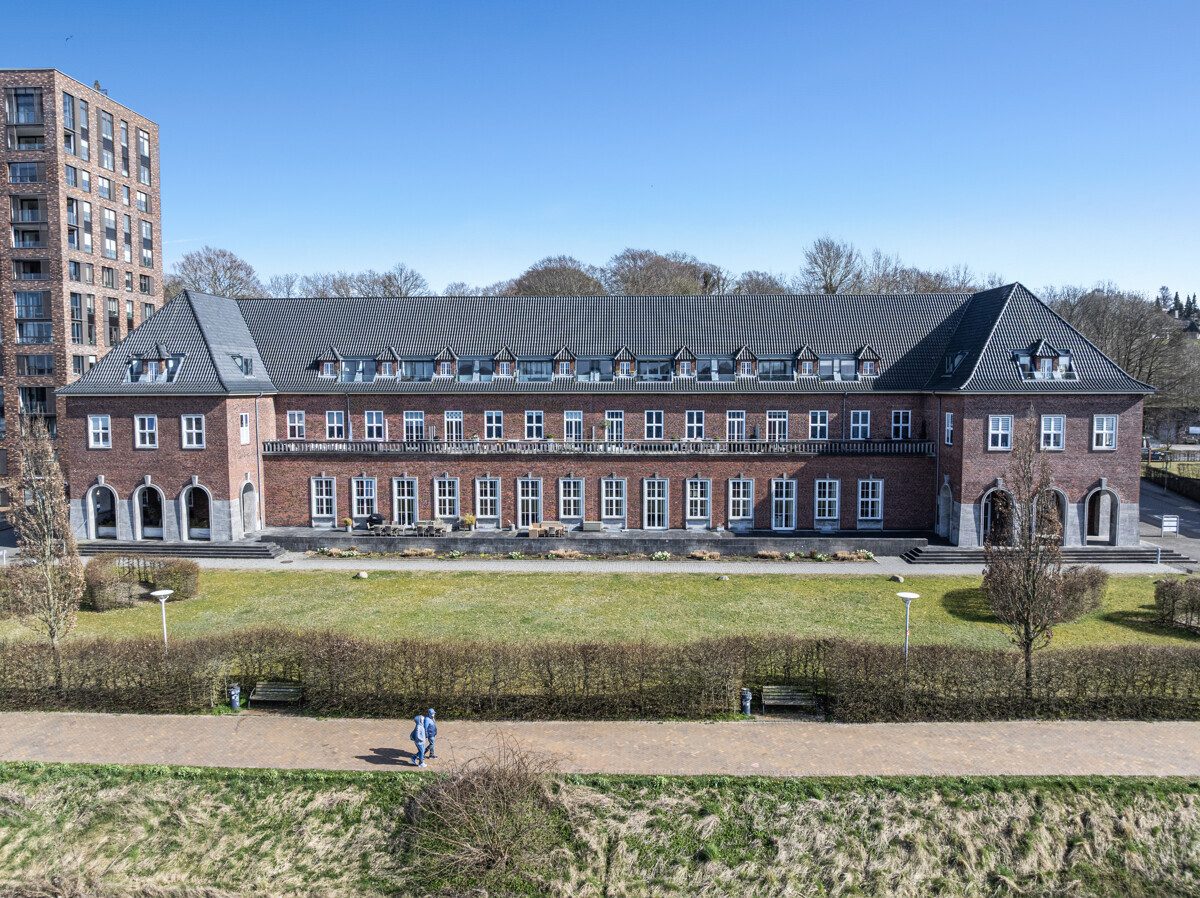 Immobilienangebot - Flensburg / Mürwik - Alle - Luxus und Komfort an der Förde!
Exklusive ETW in direkter Wasserlage in Flensburg-Sonwik