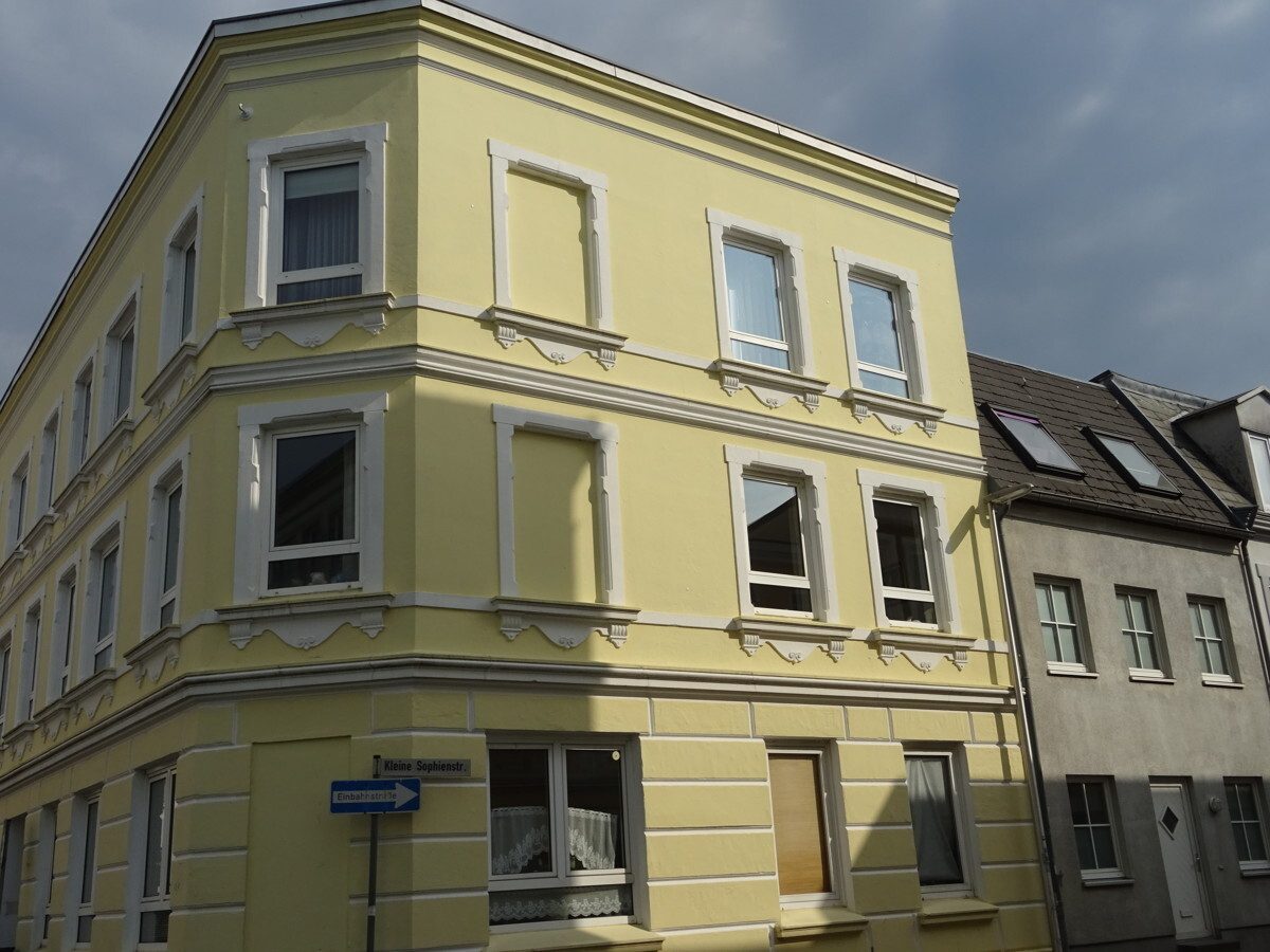 Immobilienangebot - Flensburg - Wohnen - 3,0-Zimmer-Wohnung, Katharinenstraße 9, 1OG re.
   ! Bitte bewerben Sie sich online !