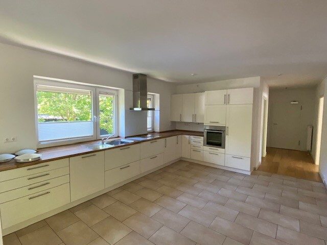 Immobilienangebot - Flensburg - Alle - Exklusive 3,0-Zimmer-Wohnung im Marienhölzungsweg
          ! Bitte bewerben Sie sich online !