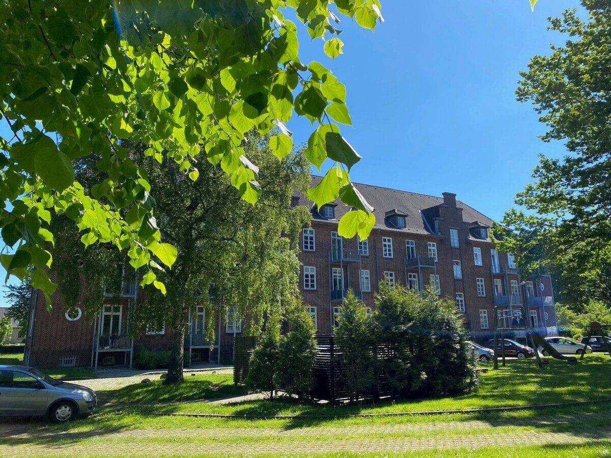 Immobilienangebot - Flensburg - Alle - 2,0-Zimmer-Wohnung, Frösleeweg 1a, 2. OG
  ! Bitte bewerben Sie sich online !