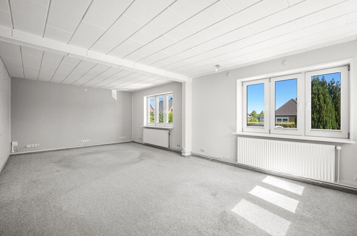 Immobilienangebot - Harrislee - Alle - Teilmodernisiert & bereit für Neues