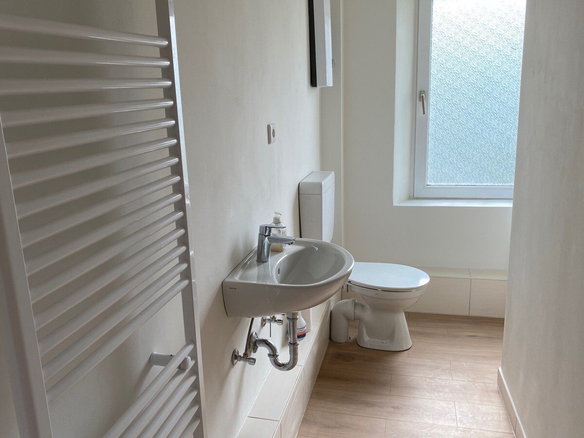Immobilienangebot - Flensburg - Wohnen - 2,0-Zimmer-Wohnung, Unterer Lautrupweg 8, HH 1.OG
          ! Bitte bewerben Sie sich online !