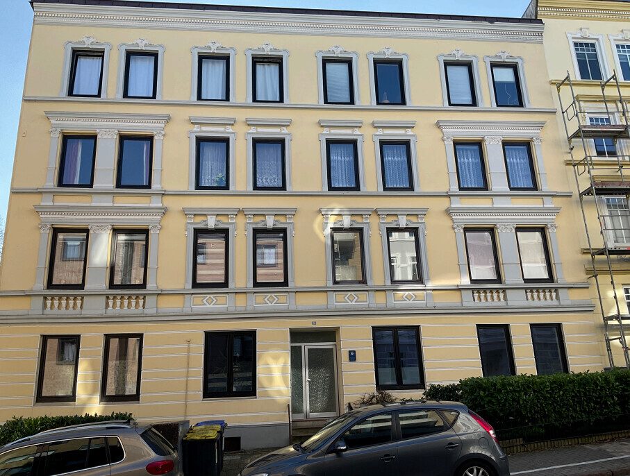 Immobilienangebot - Flensburg - Wohnen - 3,0-Zimmer-Wohnung, Terrassenstraße 5, 2.OG. li 
                ! Bitte bewerben Sie sich online !