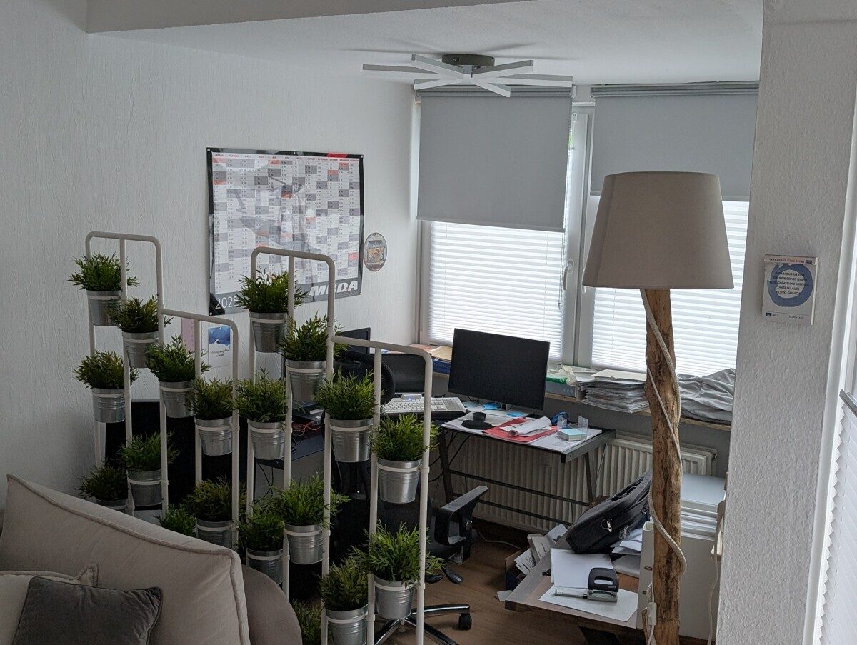 Immobilienangebot - Flensburg - Wohnen - 2,0-Zimmer Wohnung, Gneisenauweg 2a (1.OG rechts)
            ! Bitte bewerben Sie sich online !