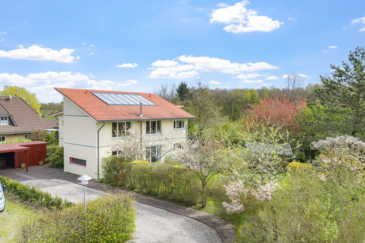 Immobilienangebot - Niebüll - Wohnen - RESERVIERT: Energieeffizienzklasse A! Großzügiges Einfamilienhaus in Ortsrandlage von Niebüll
