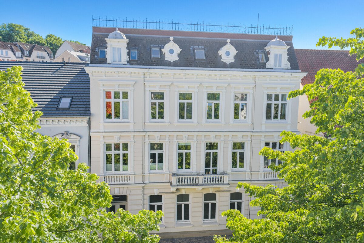 Immobilienangebot - Flensburg - Wohnen - Charmantes Wohn- und Geschäftshaus in Hafennähe