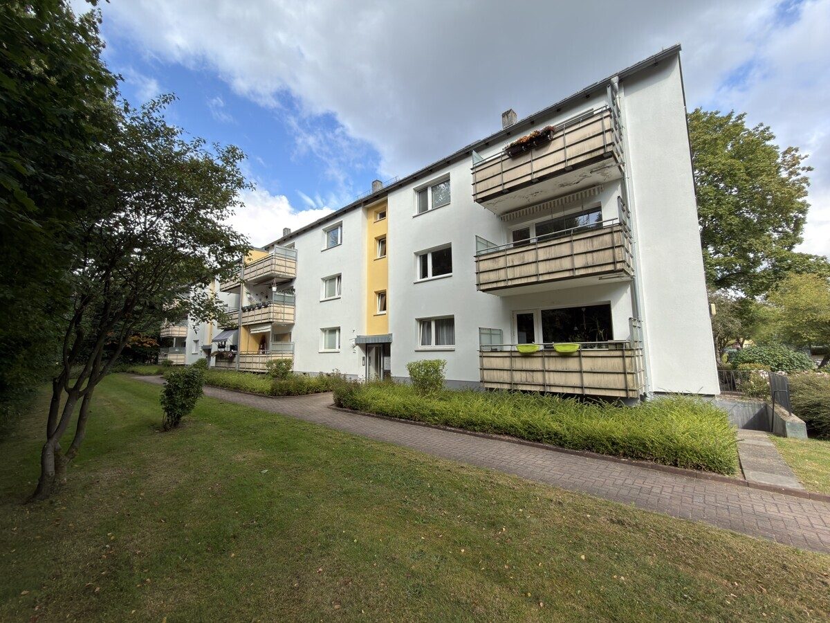 Immobilienangebot - Flensburg - Wohnen - 2,5-Zimmer-Wohnung, Marrensdamm 32, 1.OG
! Bitte bewerben Sie sich online !