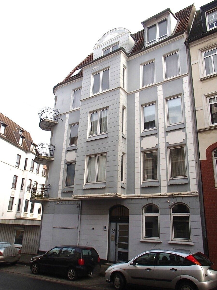 Immobilienangebot - Flensburg / Nordstadt - Wohnen - 3,0-Zimmer-Wohnung, Flurstraße 8, DG Mitte
 ! Bitte bewerben Sie sich Online !