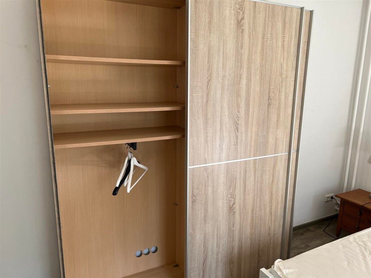 Immobilienangebot - Flensburg - Wohnen - Möblierte 3,0-Zimmer-Wohung, Brixstraße 22a, UG
!!! Bitte bewerben Sie sich online !!!