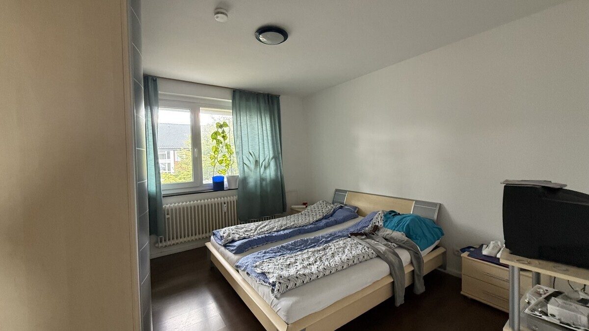 Immobilienangebot - Flensburg - Wohnen - 3,0-Zimmer-Wohnung, Zur Bleiche 9, 2. OG re.
          ! Bitte bewerben Sie sich online !