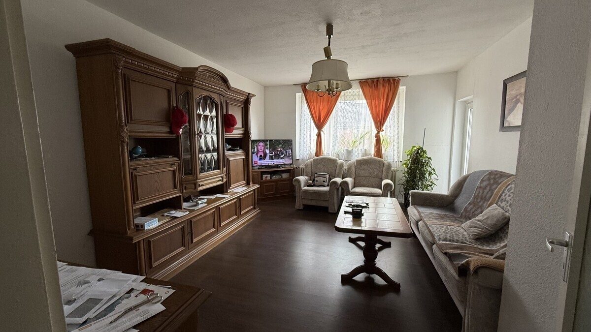 Immobilienangebot - Flensburg - Wohnen - 3,0-Zimmer-Wohnung, Zur Bleiche 9, 2. OG re.
          ! Bitte bewerben Sie sich online !
