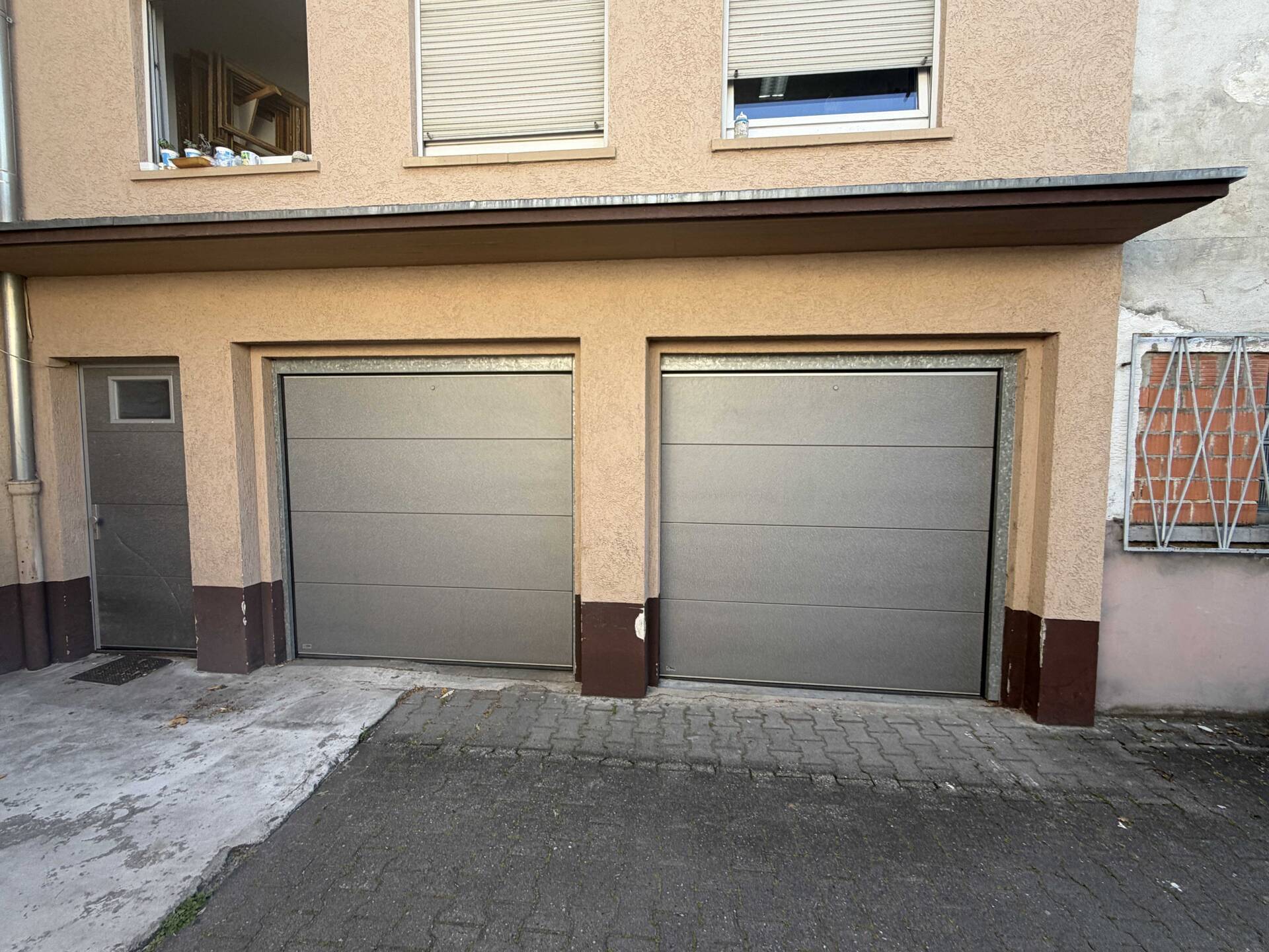 Immobilienangebot - Mannheim - Alle - Stattliches Mehrfamilienhaus mit gesuchten Wohnungsgrößen, Gewerbeeinheit und zwei Garagen in zentraler Innenstadtlage