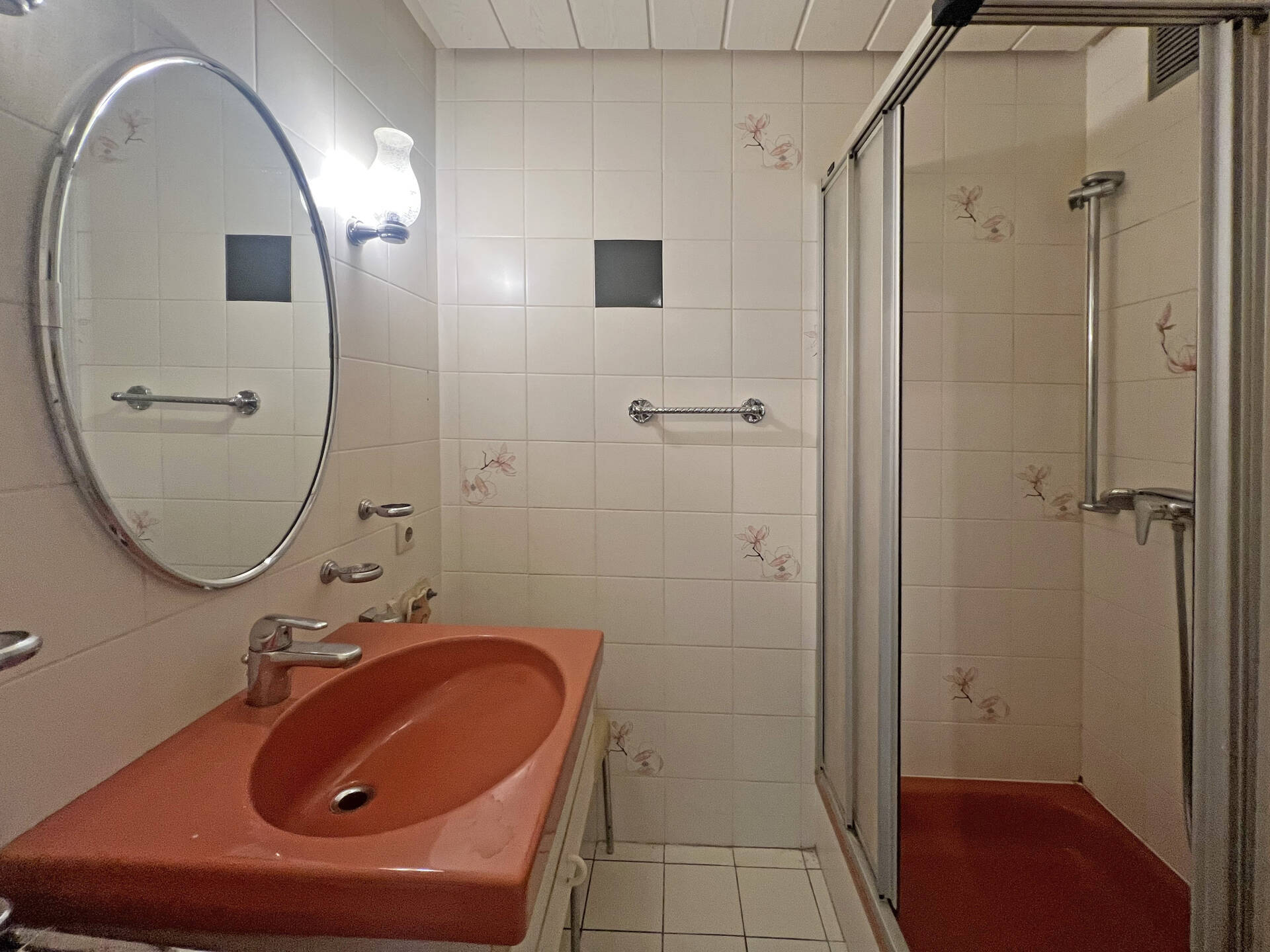 Immobilienangebot - Mannheim / Feudenheim - Alle - Ruhige 2-Zimmer-Wohnung mit Balkon und Stellplatz!