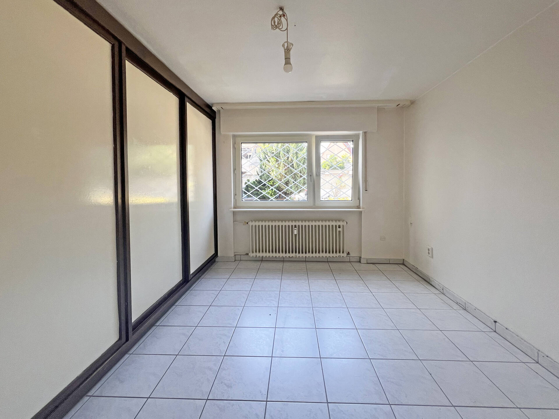 Immobilienangebot - Mannheim / Feudenheim - Alle - Ruhige 2-Zimmer-Wohnung mit Balkon und Stellplatz!